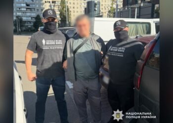 15 тисяч доларів за перетин кордону: затримали організатора