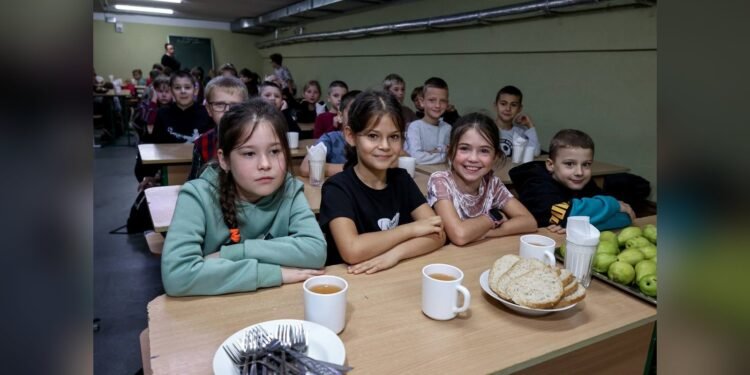 У Броварському ліцеї №2 оновили обладнання їдальні для 1490 учнів